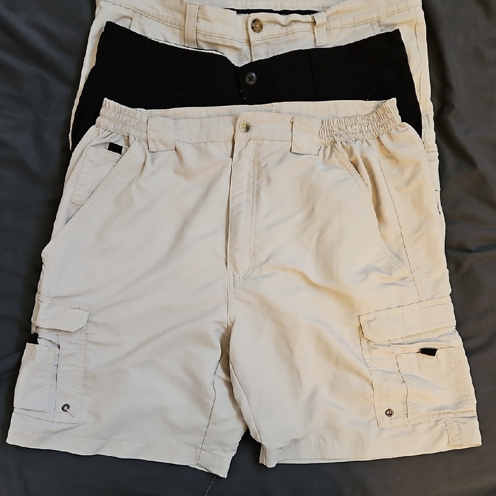 Croft & Barrow, Georges and Unknown Brand Men's Cargo Shorts - Cream and Black